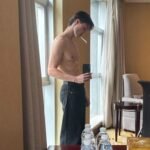 The Shirtless Selfie That Has Fans Talking Henry Moodie taking a confident, shirtless selfie, showcasing his effortless style and genuine personality. His relaxed expression and casual vibe make it clear why fans love him.
