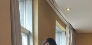 The Shirtless Selfie That Has Fans Talking Henry Moodie taking a confident, shirtless selfie, showcasing his effortless style and genuine personality. His relaxed expression and casual vibe make it clear why fans love him.